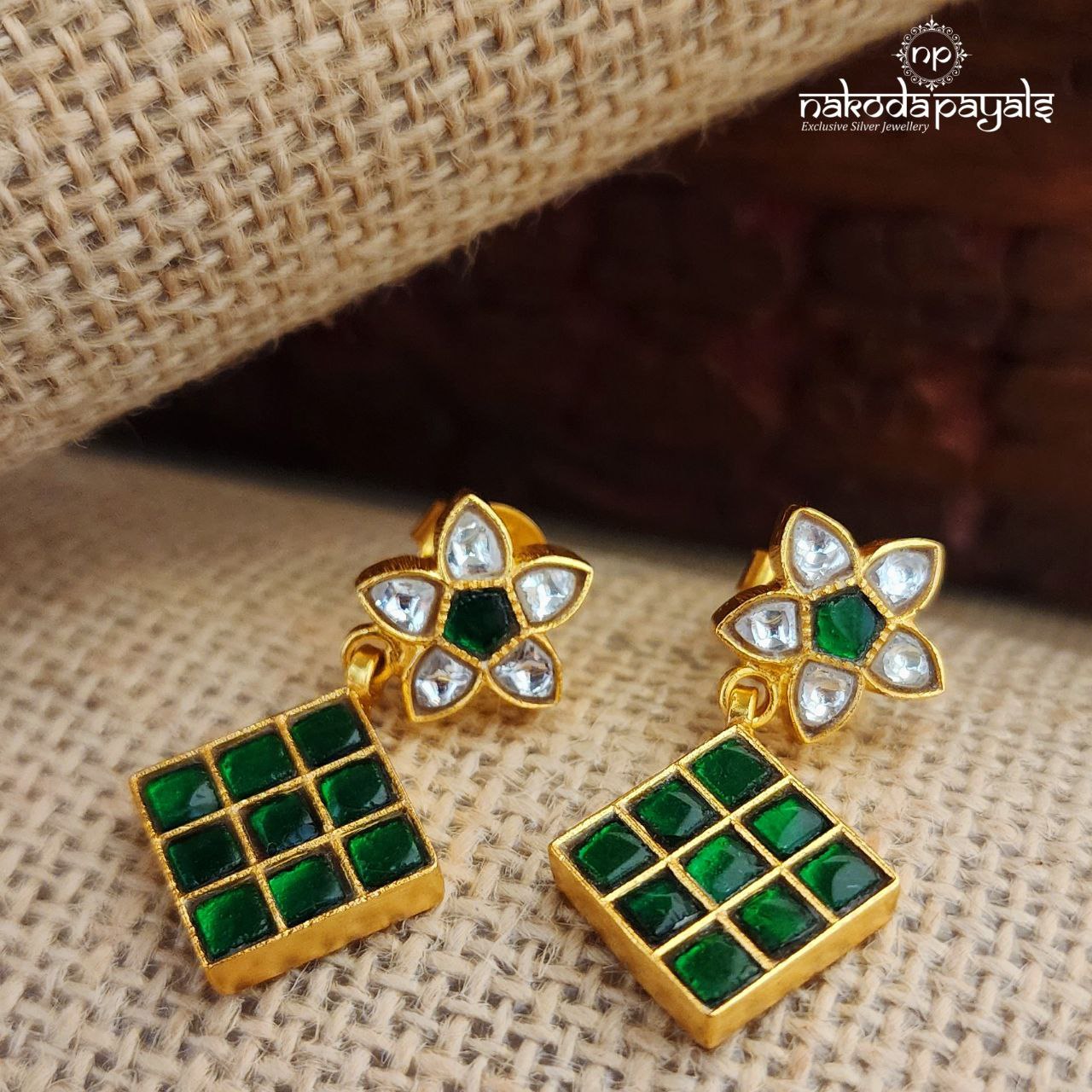 Green Kundan Square Earrings (Ge8394)