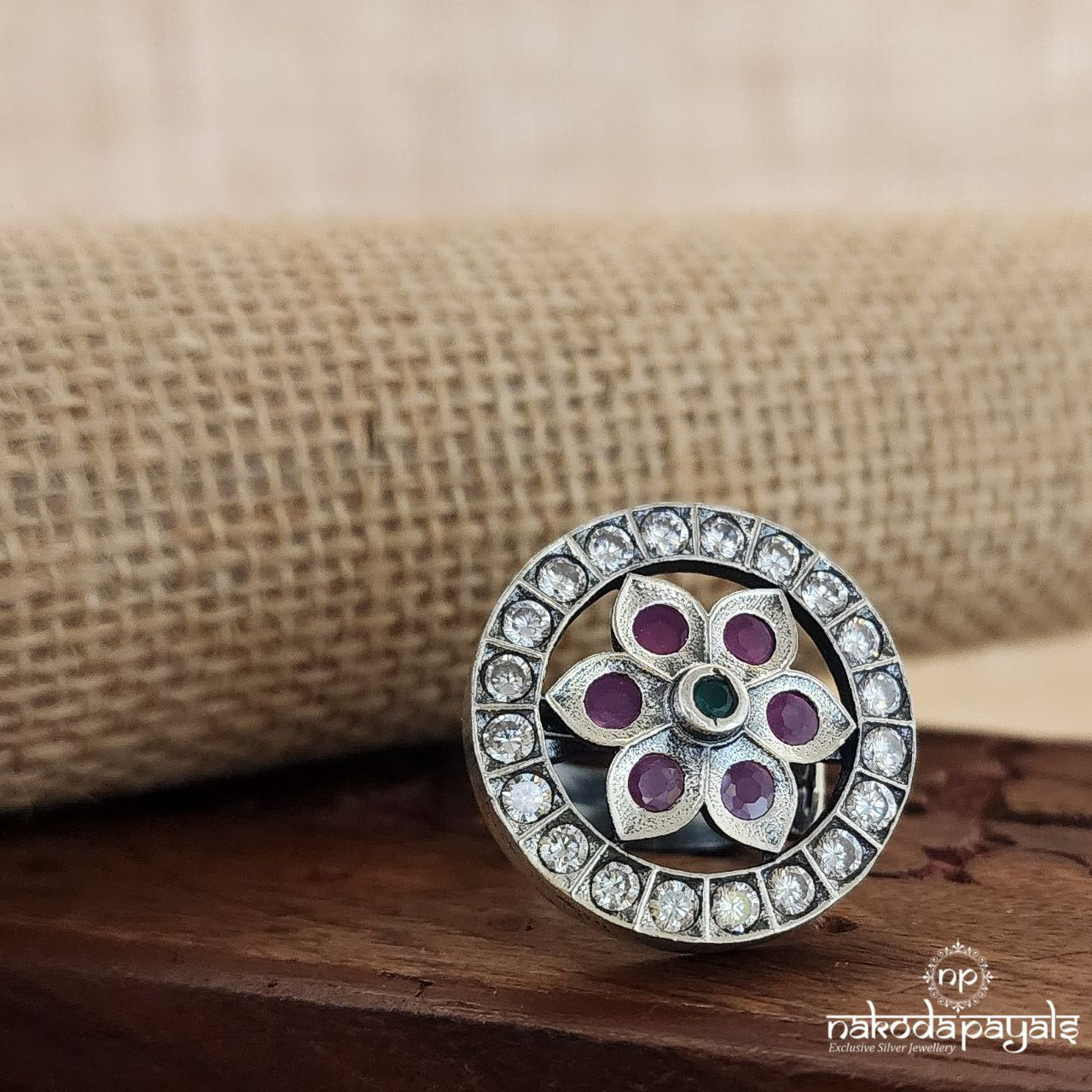 Sparkling Pink Finger Ring (F2525)