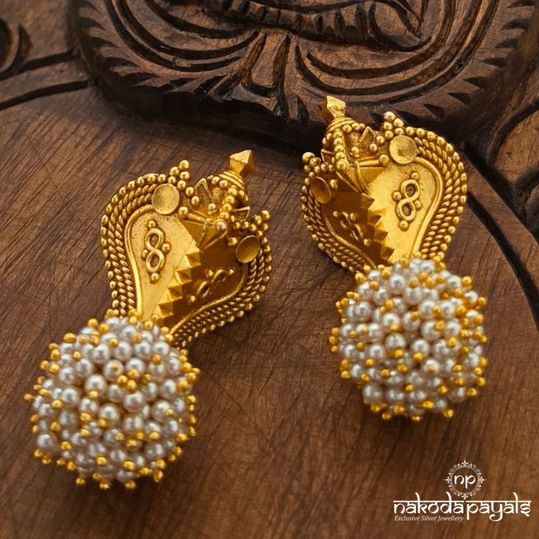 Pearled Naga Earring (Ge11557)