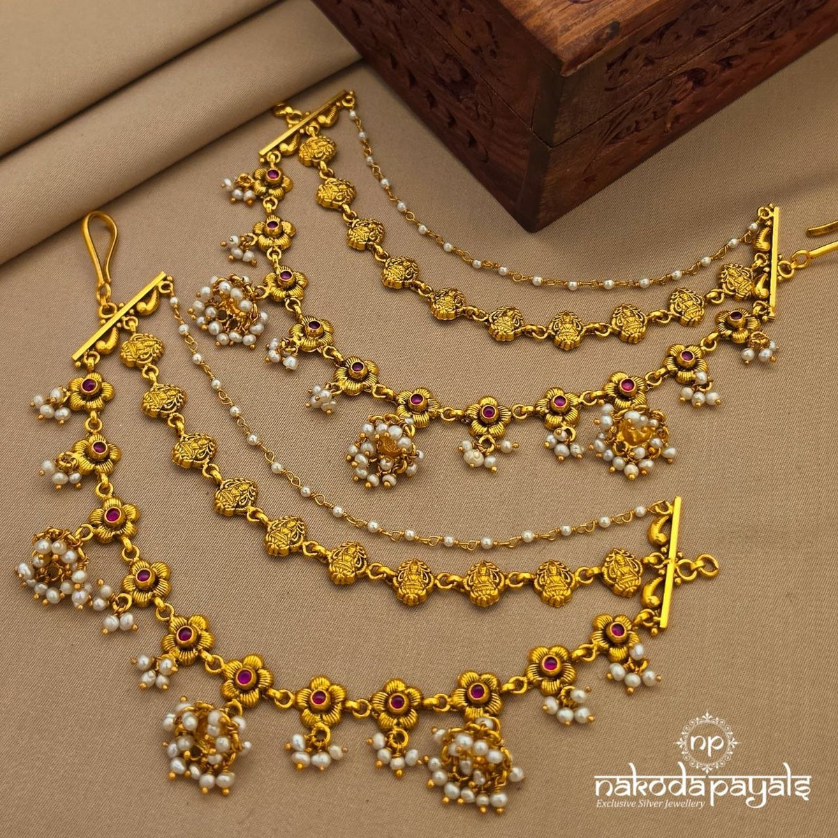 Floral Lakshmi Jhumka Maati (Gm1323)