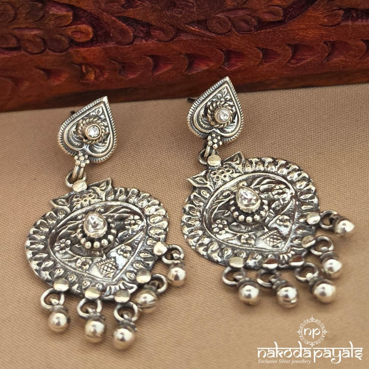 Elegant Floral Chandbali (C4244)