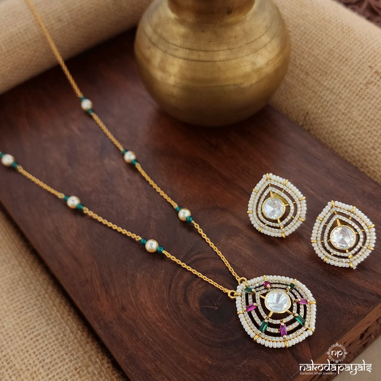 Pearled Moissanite Neckpiece With Earrings (Gn8818)