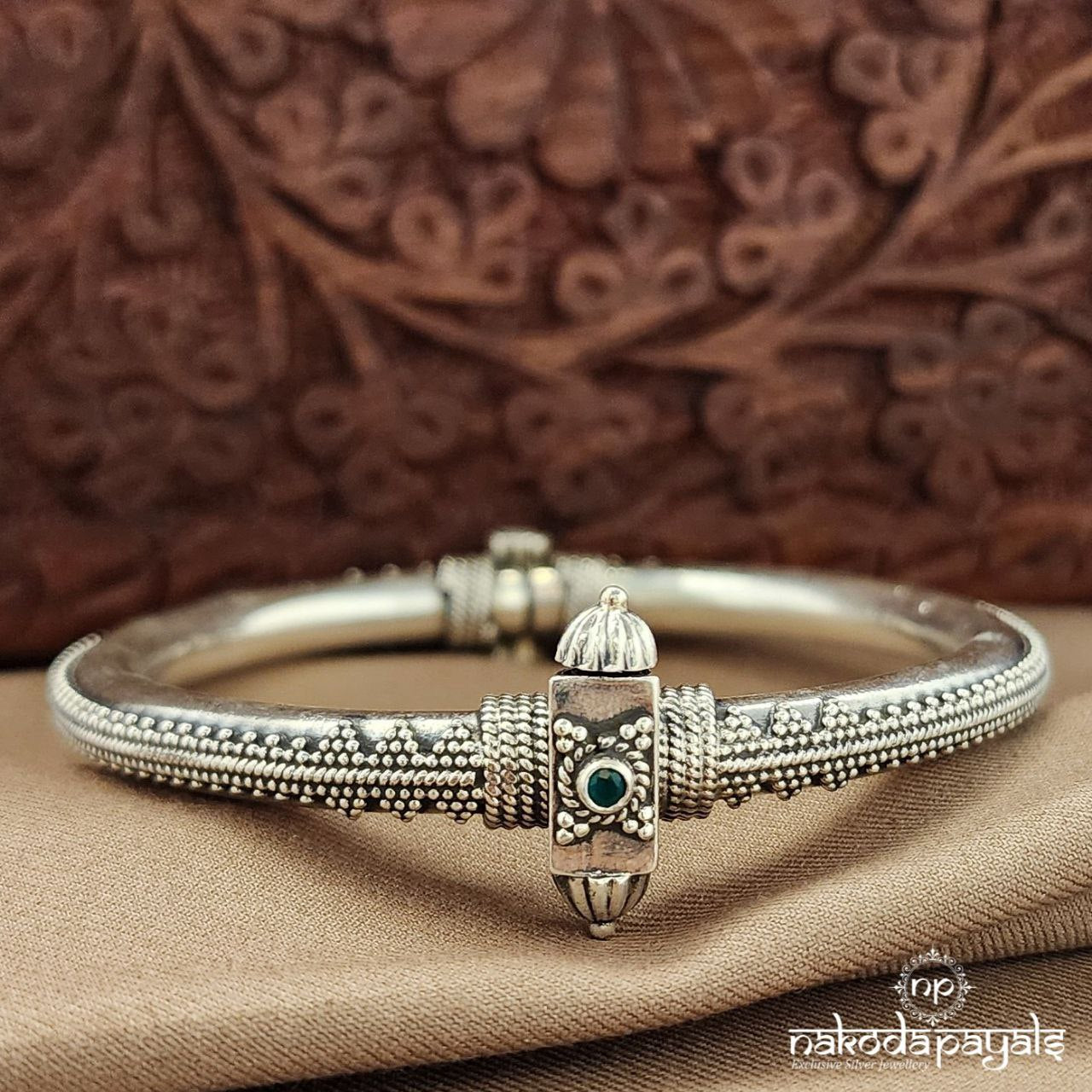 Green Dot Screw Kada (K6187)