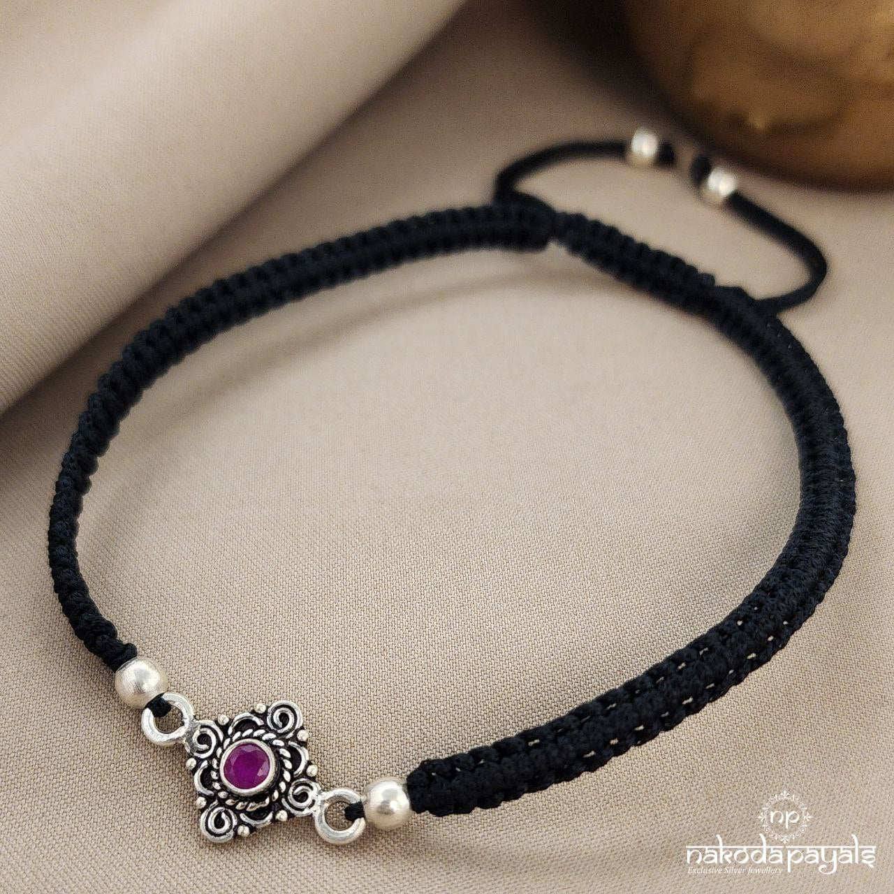 Squarish Pink Nazariya Thread (Nz0719)