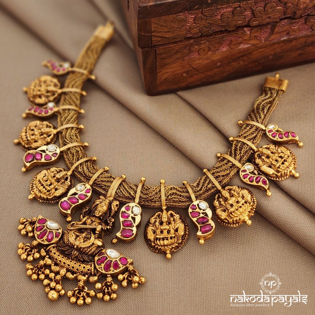 Lakshmi Kundan Mango Neckpiece (Gn9906)