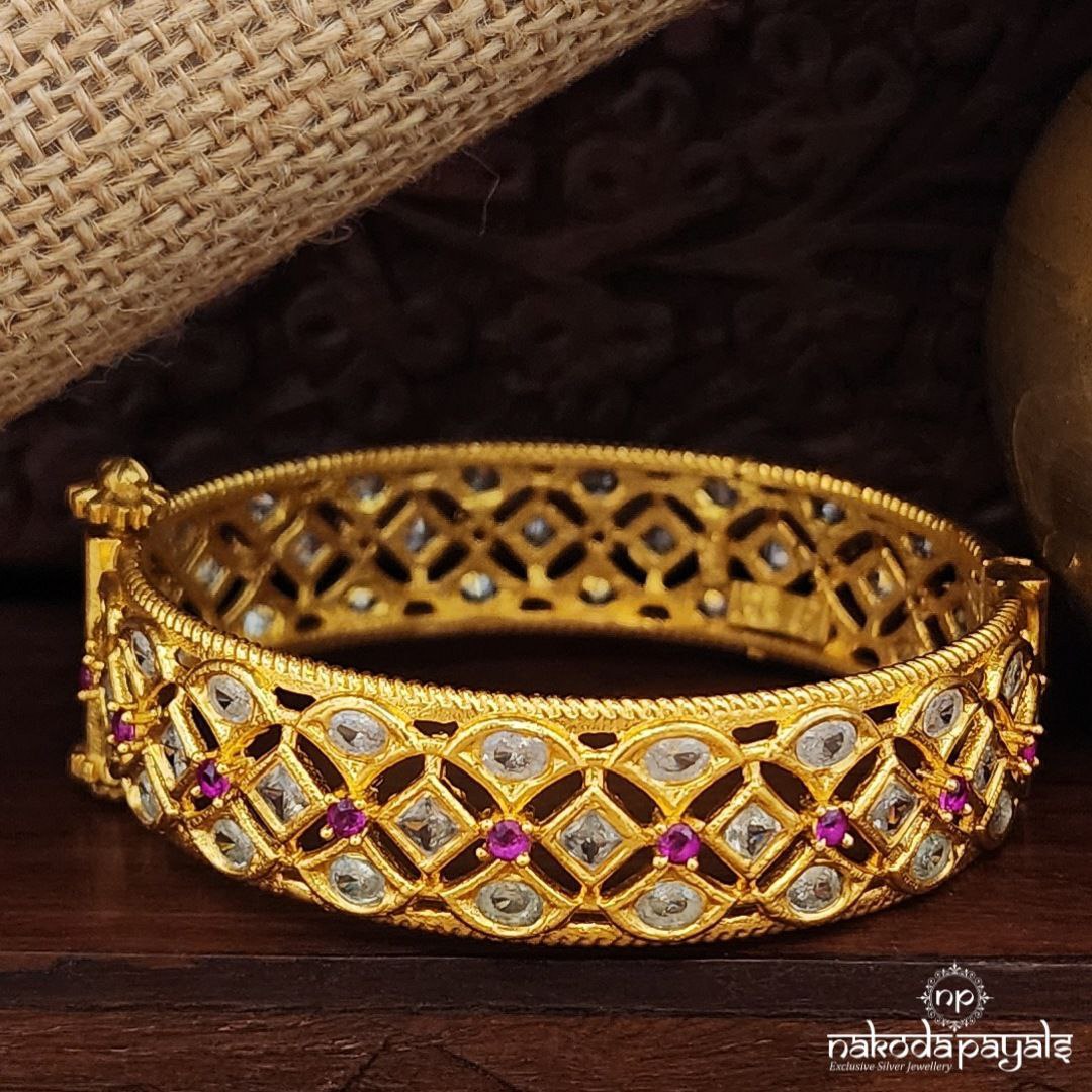 Sparkling White Openable Kada (2.2) (Gk3125)