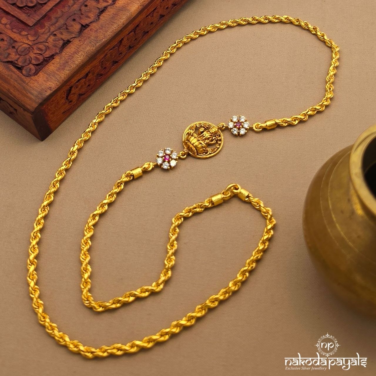 Floral Lakshmi Mope Mala (Gn10631)