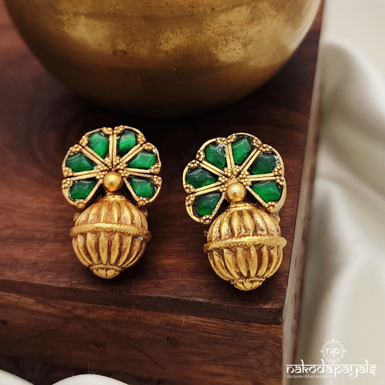 Stout Green Kundan Jhumka (Ge8814)