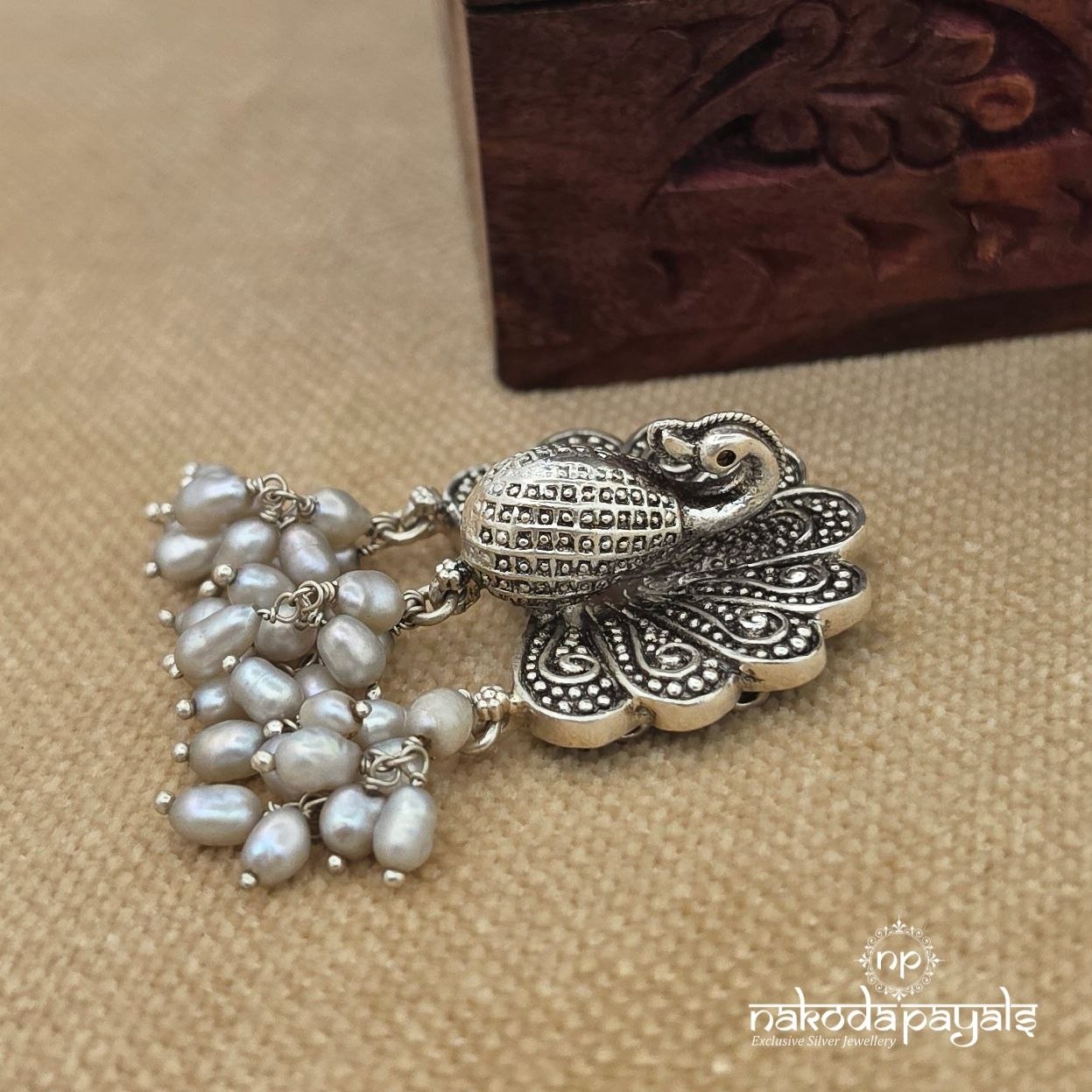 Pearl Drop Peacock Pendant (P2648)