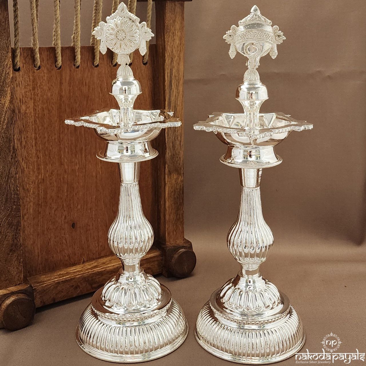 Shanku Chakra Deepam Pair (Aa2288-89)