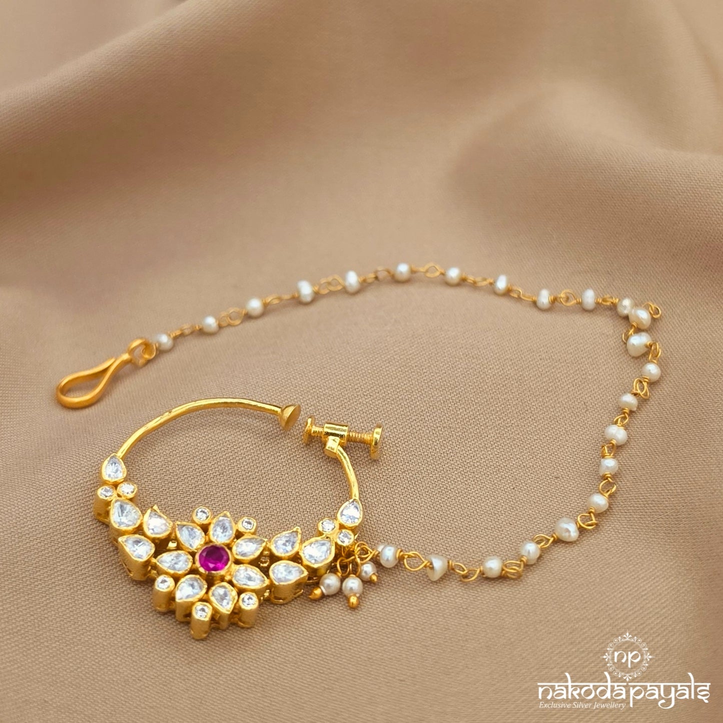 Elegant Floral Moissanite Nath (Np789)