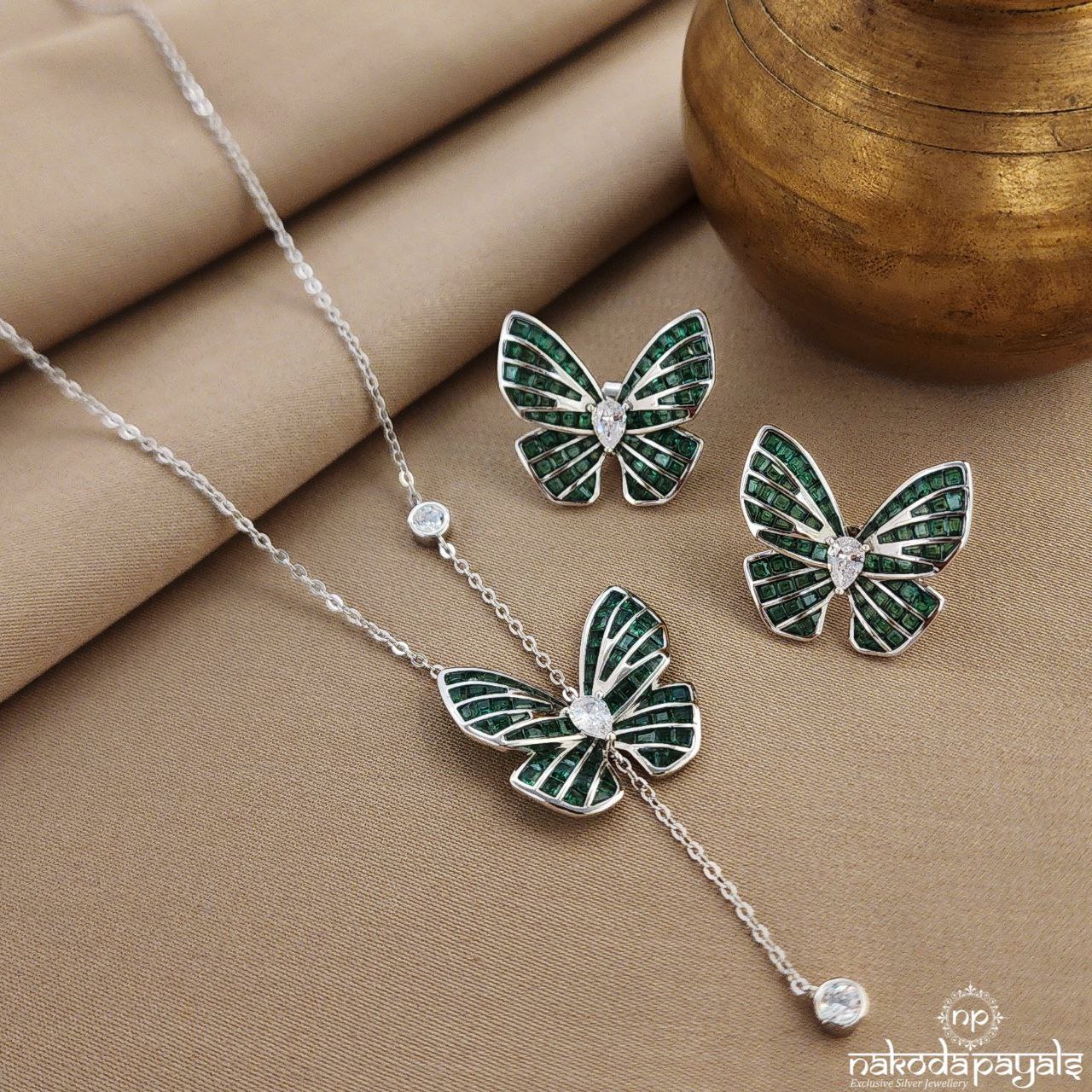 White Drop Butterfly Neckpiece With Earrings (St3455)