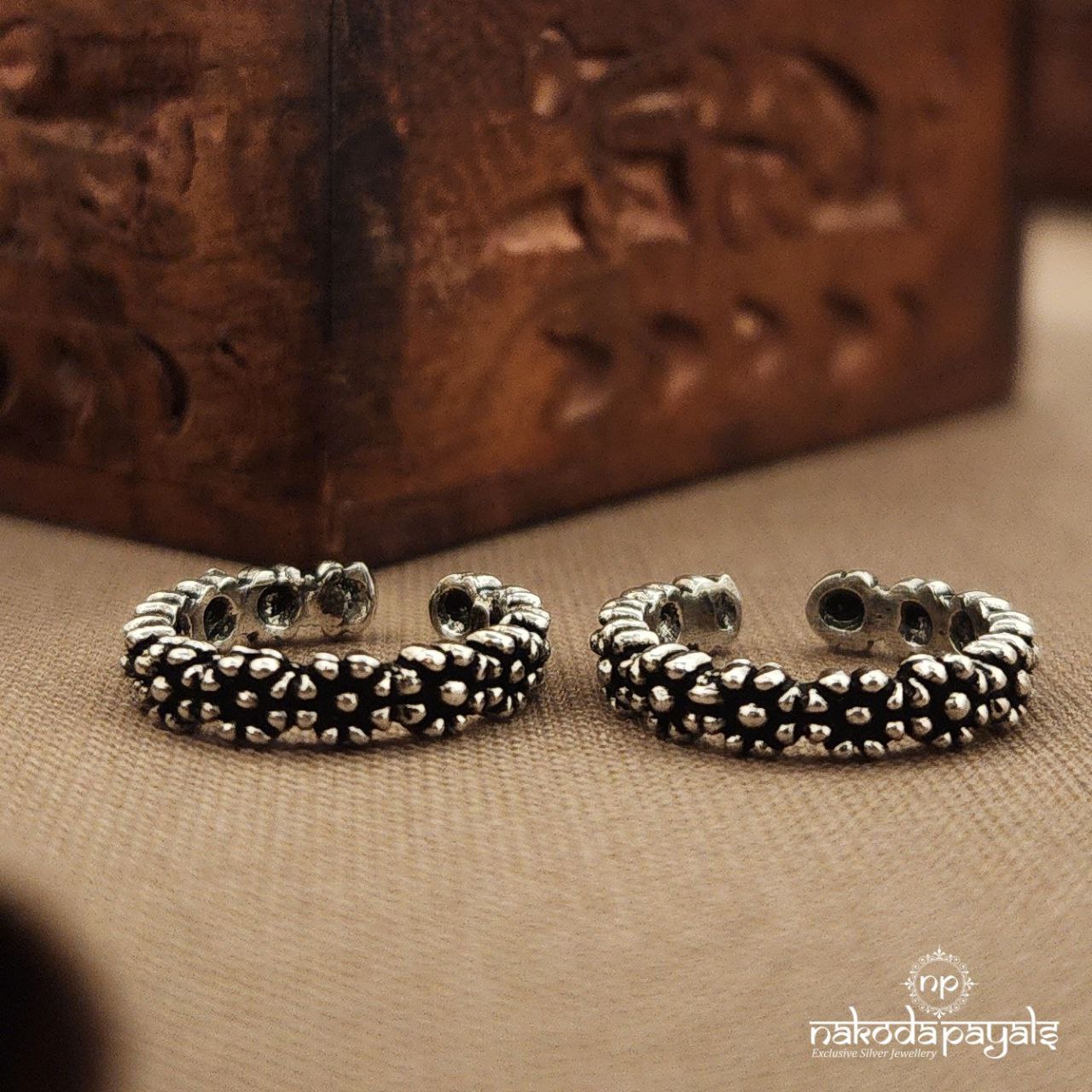 Floral Oxidised Toebands (T4757)