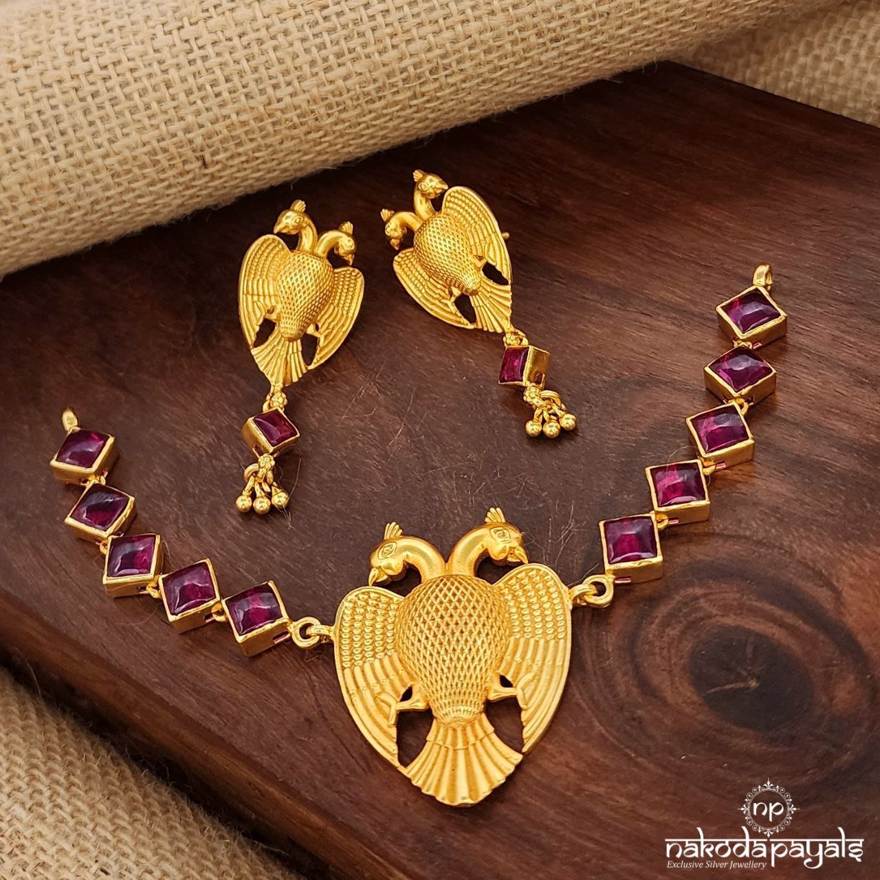 Red Gandaberunda Choker With Earrings (Gn9432)