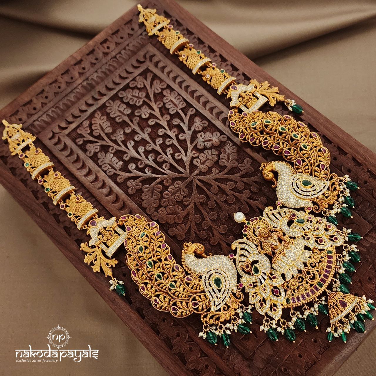 Glorious Lakshmi Neckpiece (Gn9165)