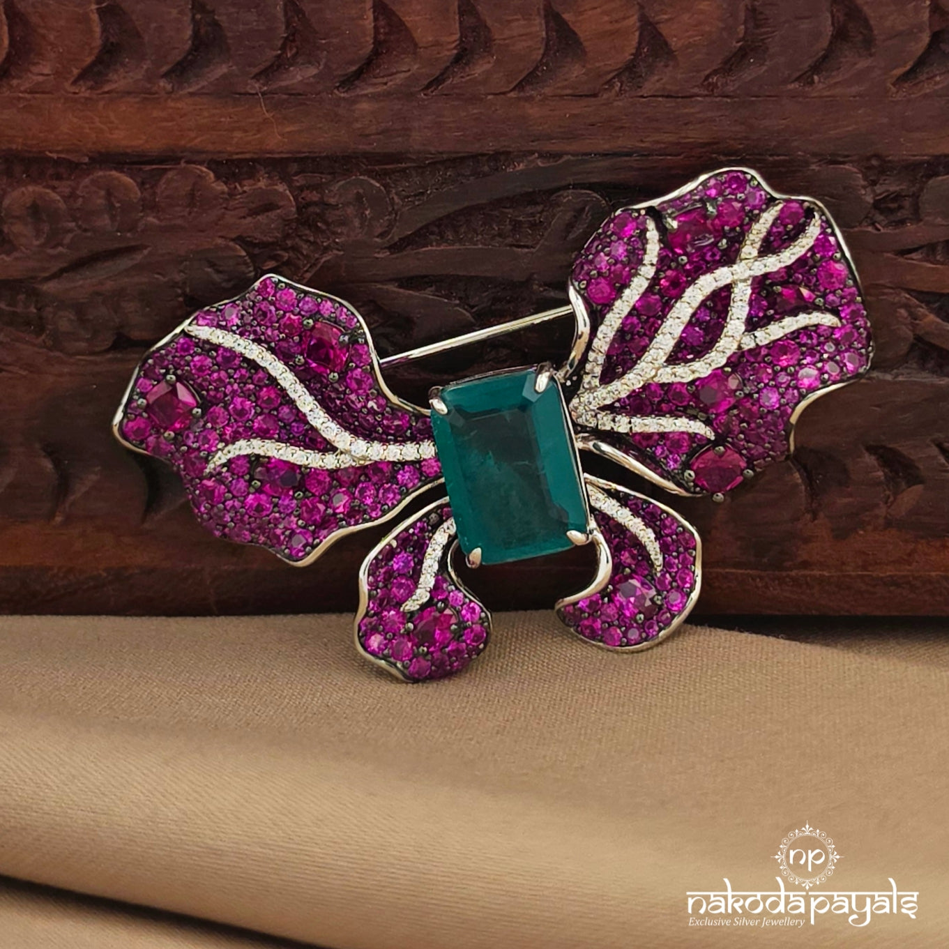 Butterfly Exclusive Brooch (St4089)