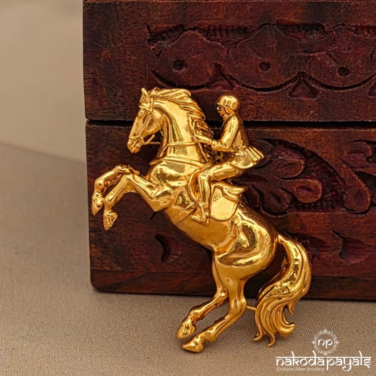 Horse Motif Brooch (St4117)