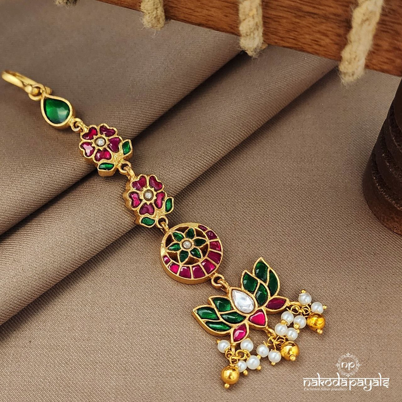 Gorgeous Lotus Kundan Maang Tikka (Gm1063) – Nakoda Payals