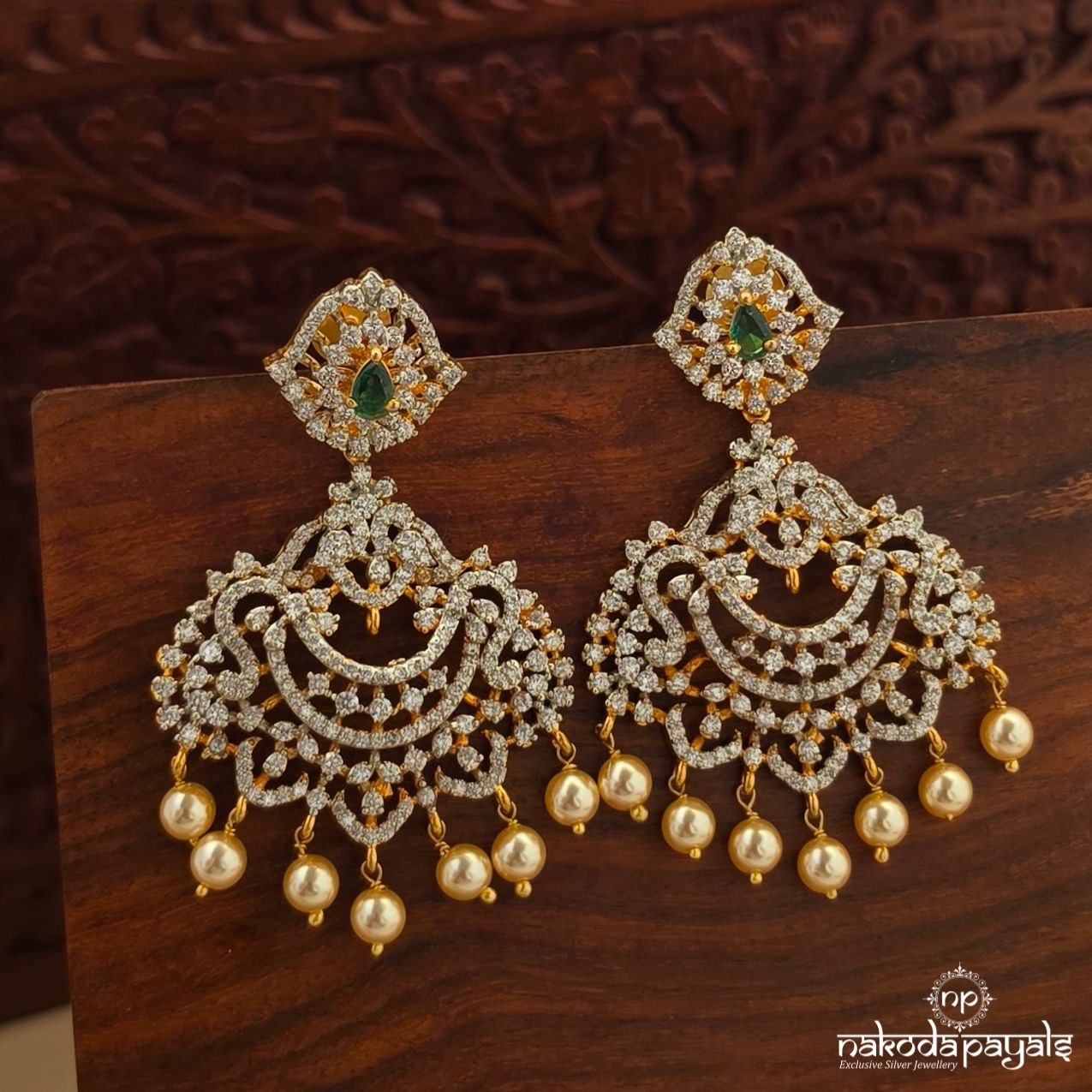 Greenish Graceful Chandbali (Ge11114)