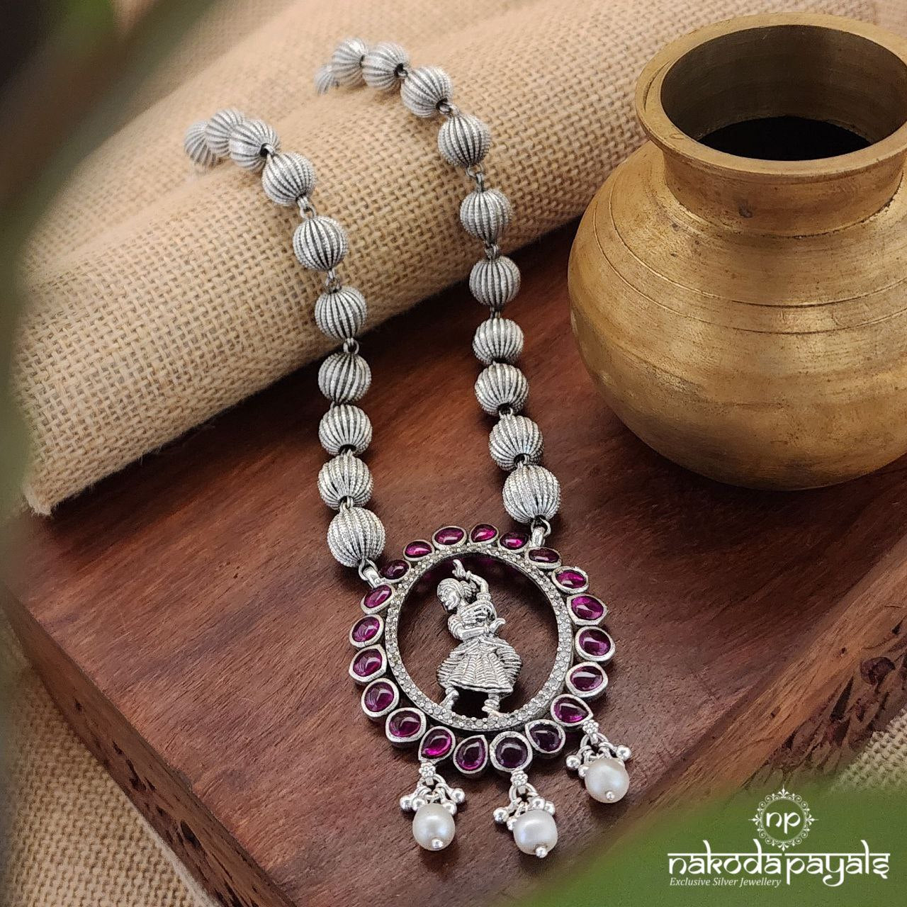 Dancing Girl Ball Neckpiece (N10094)