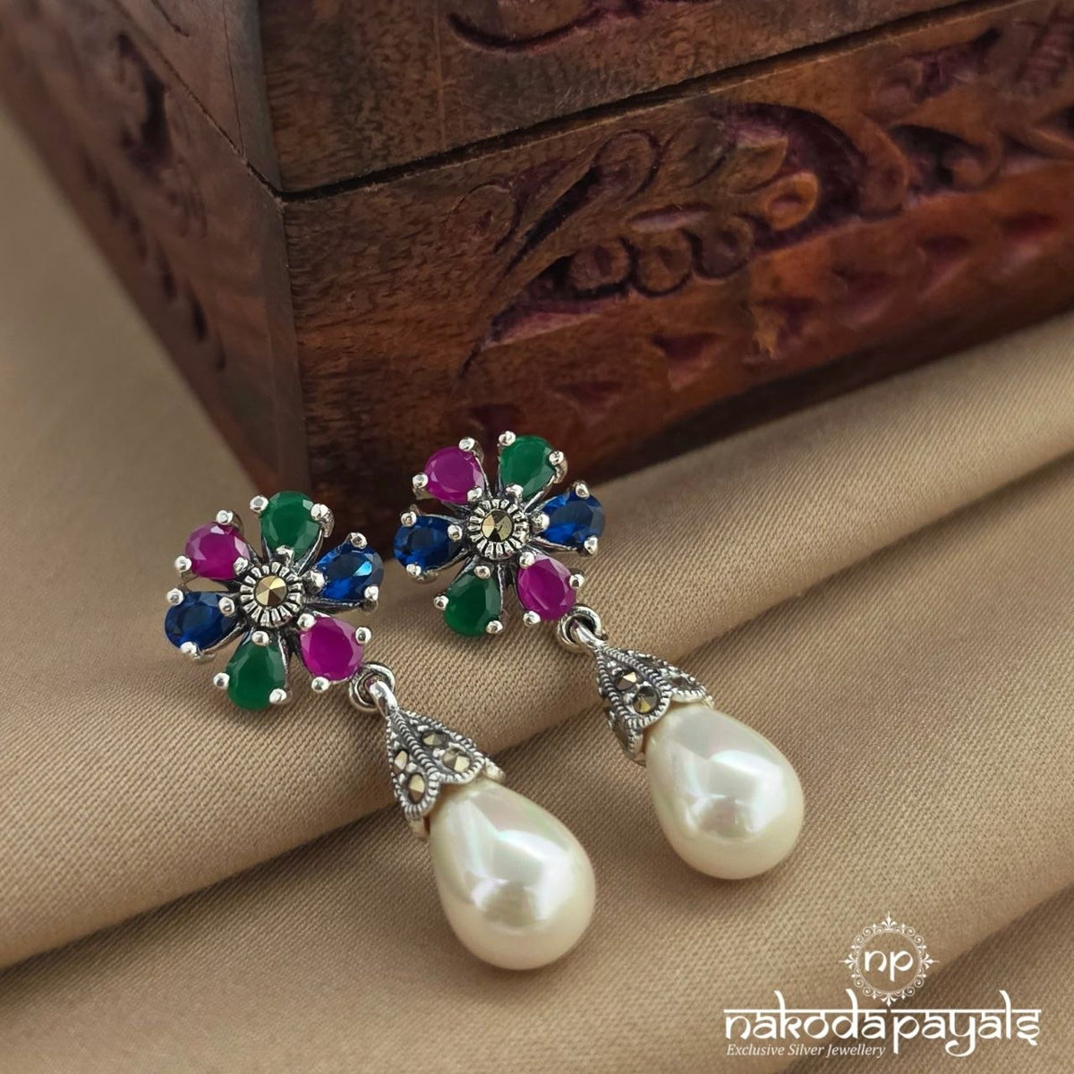 Pearl Drop Floral Earrings (St4163)