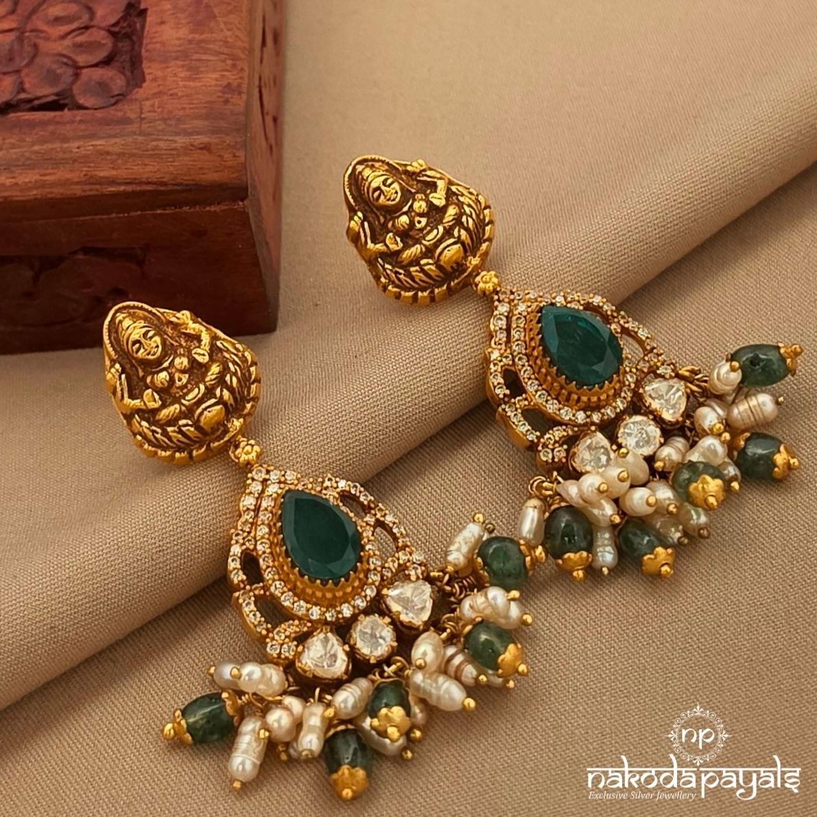 Lakshmi Green Drop Chandbali (Ge10654)