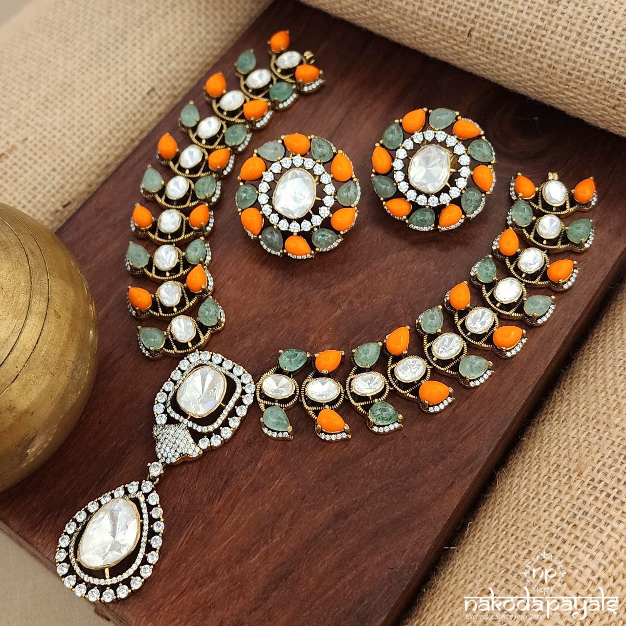 Coral Moissanite Neckpiece With Earrings (Gn8966)