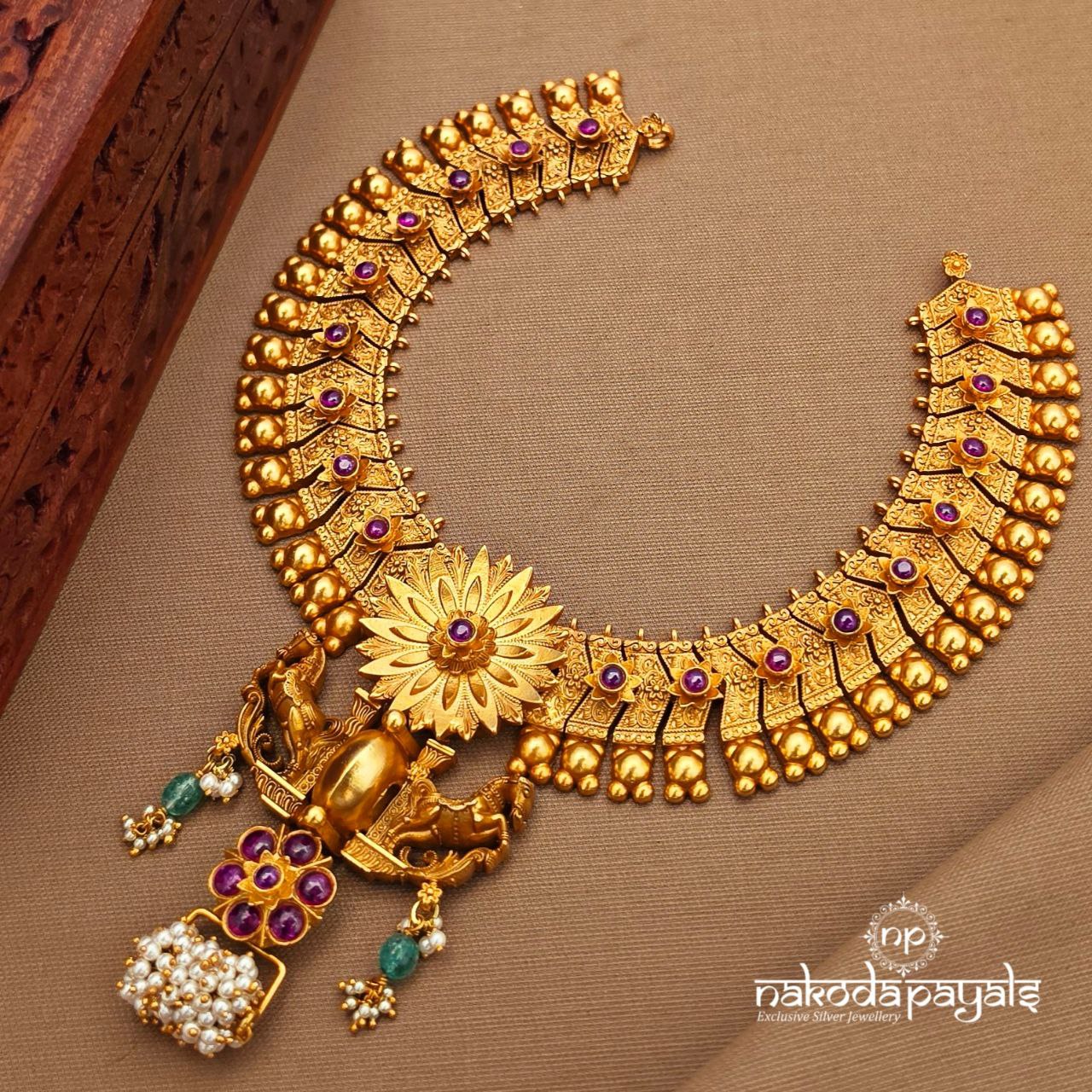 Floral Horse Neckpiece (Gn10028)
