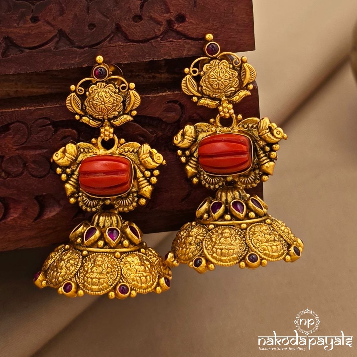 Coral Nice Jhumka (Ge10658)