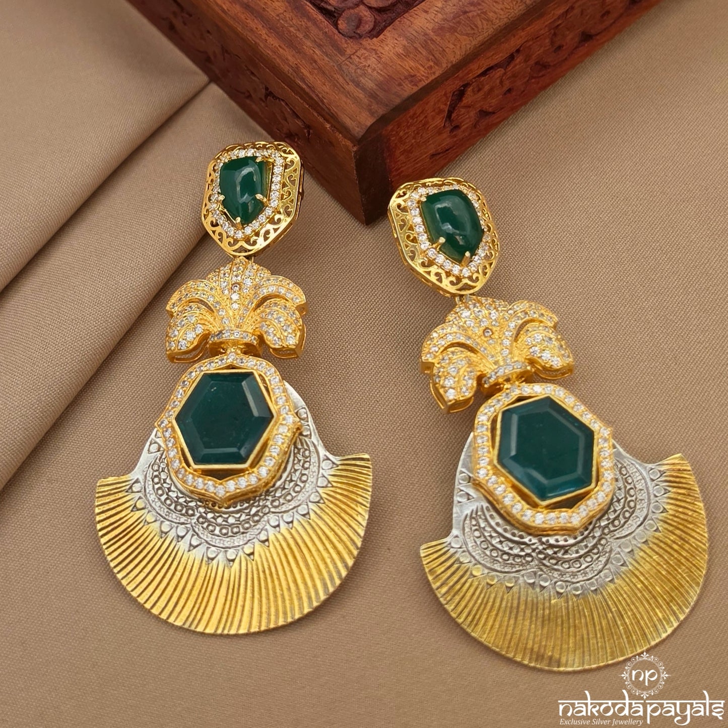 Emerald Green Exquisite Chandbali (C4098)