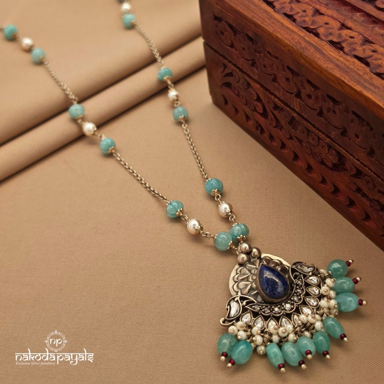 Bluish Pearl Neckpiece (N11935)