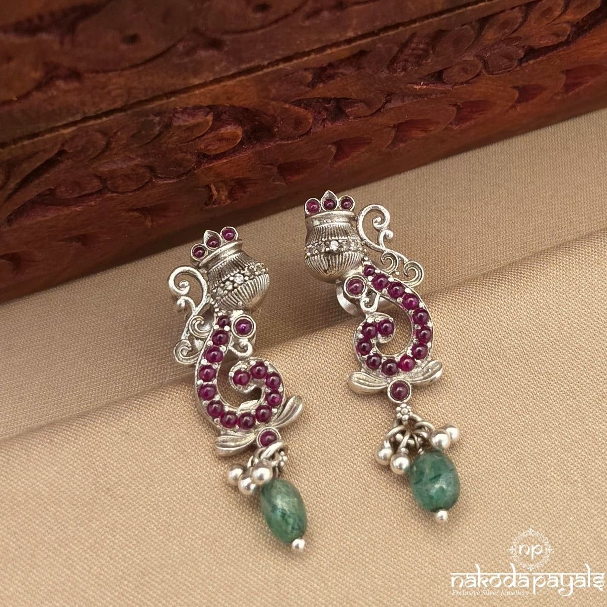 Cutsy Green Drop Studs (S4243)