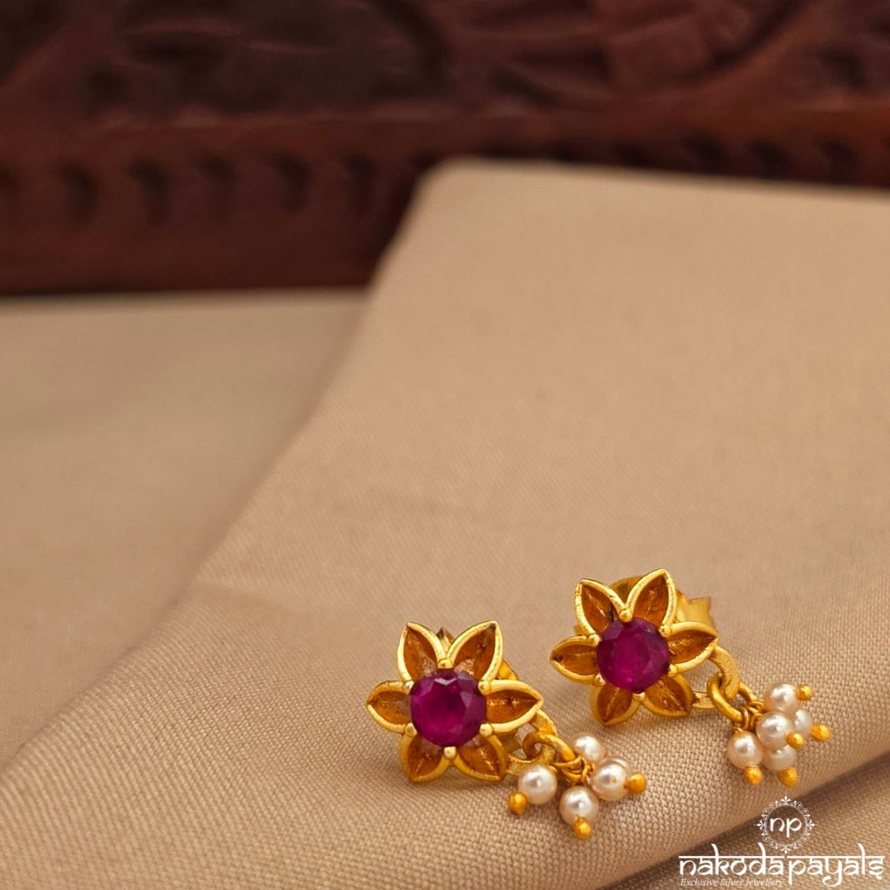 Exquisite Studs (Ge11028)