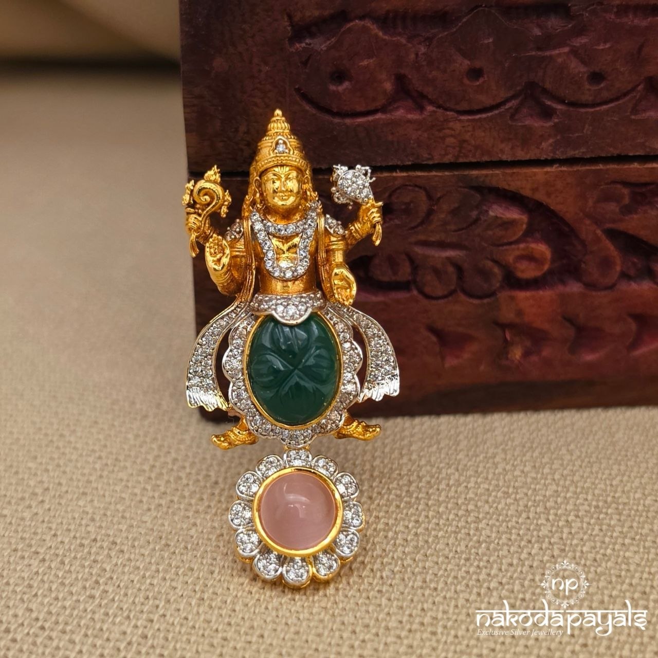 Resplendent Vishnu Pendant (Gp2463)