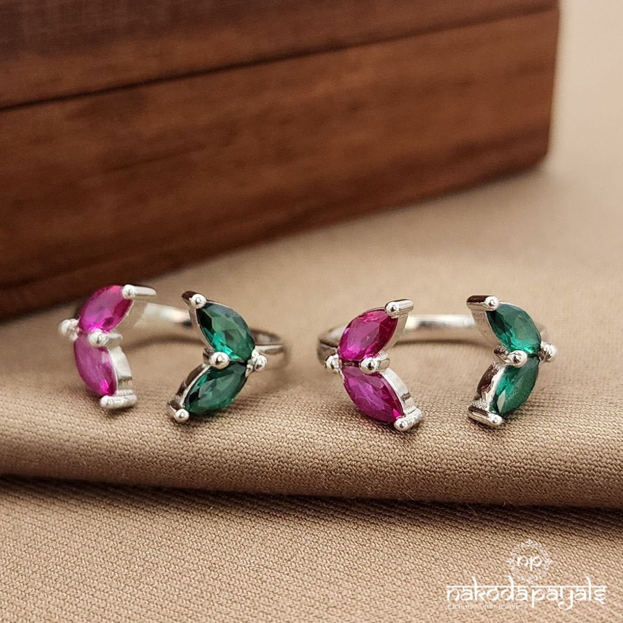 Kemp leafy Front Adjustable Toerings (T4710)