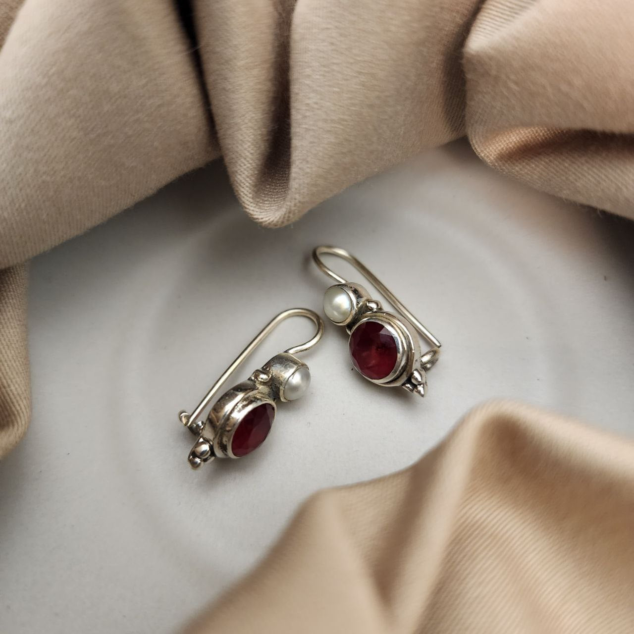 Pearl Hanging (H2050-57)