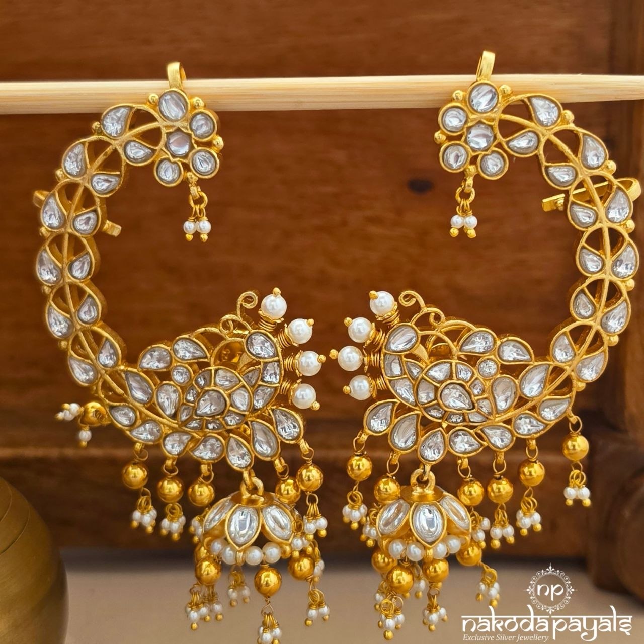 Floral Kundan Earcuff Jhumka (Ge10898)
