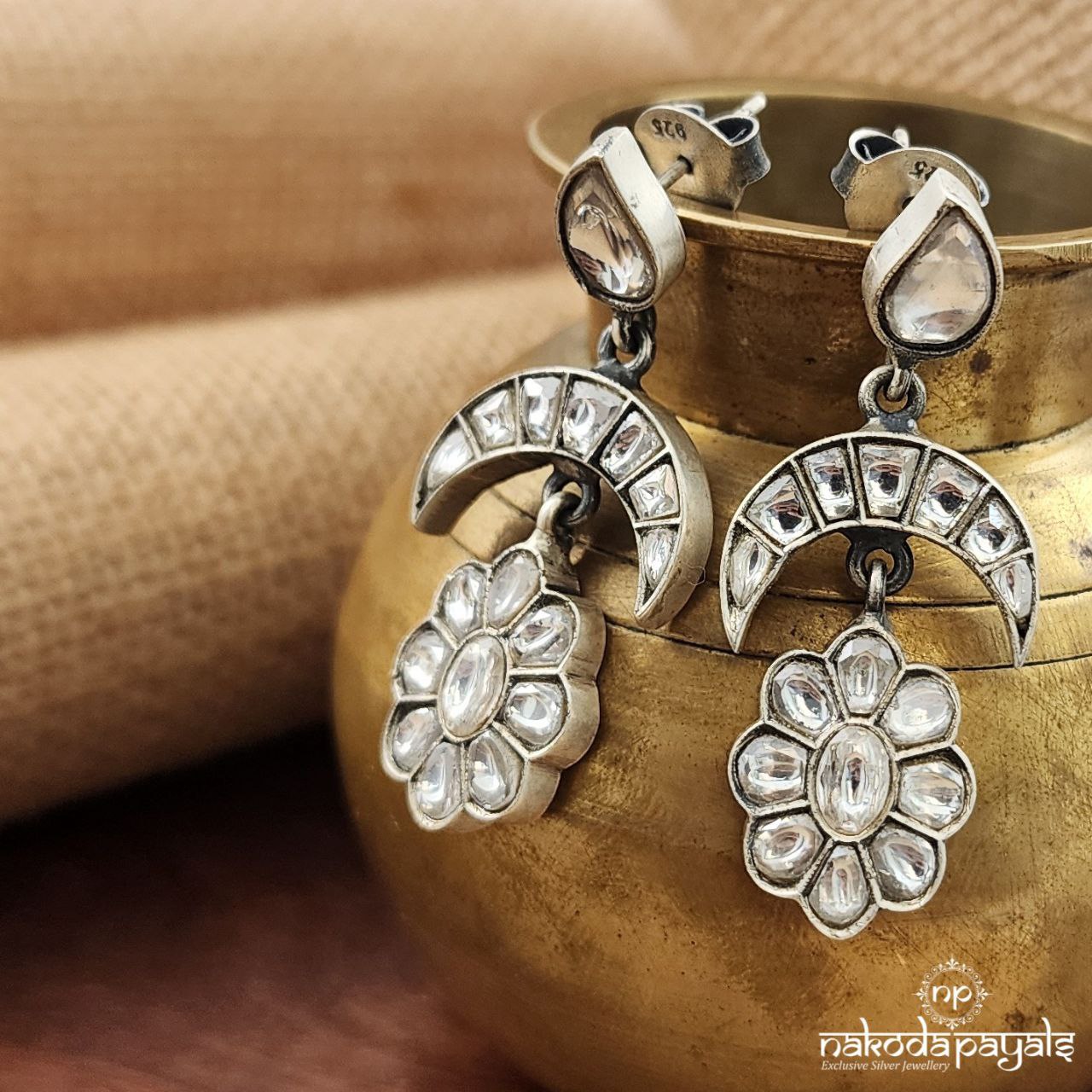 Flower Moon Kundan Earrings (C3216)