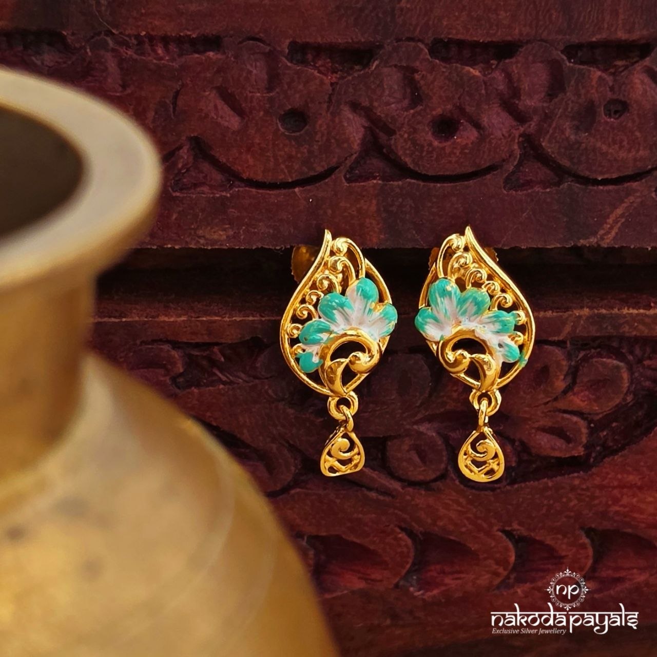 Endearing Peacock Studs (Ge10864)