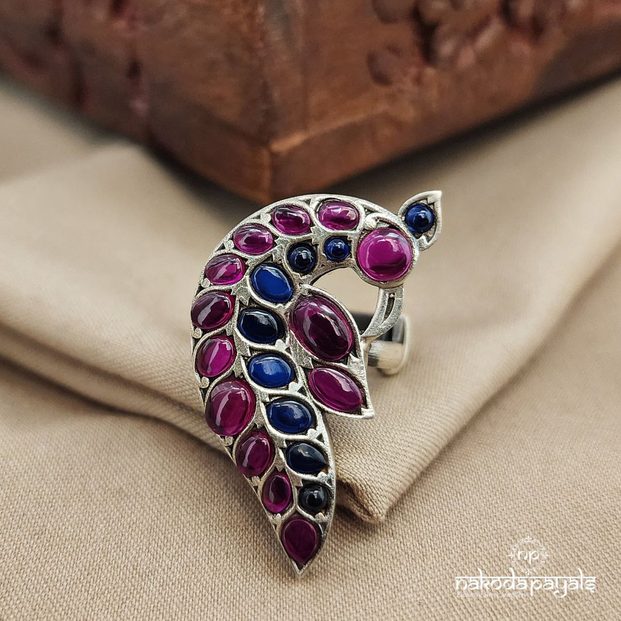 Glorious Peacock Finger Ring (F2733)