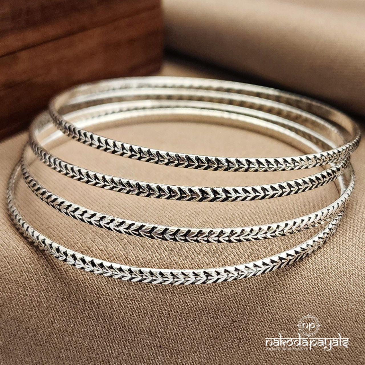 Amazing Leafy Bangle Set (K6152-54)