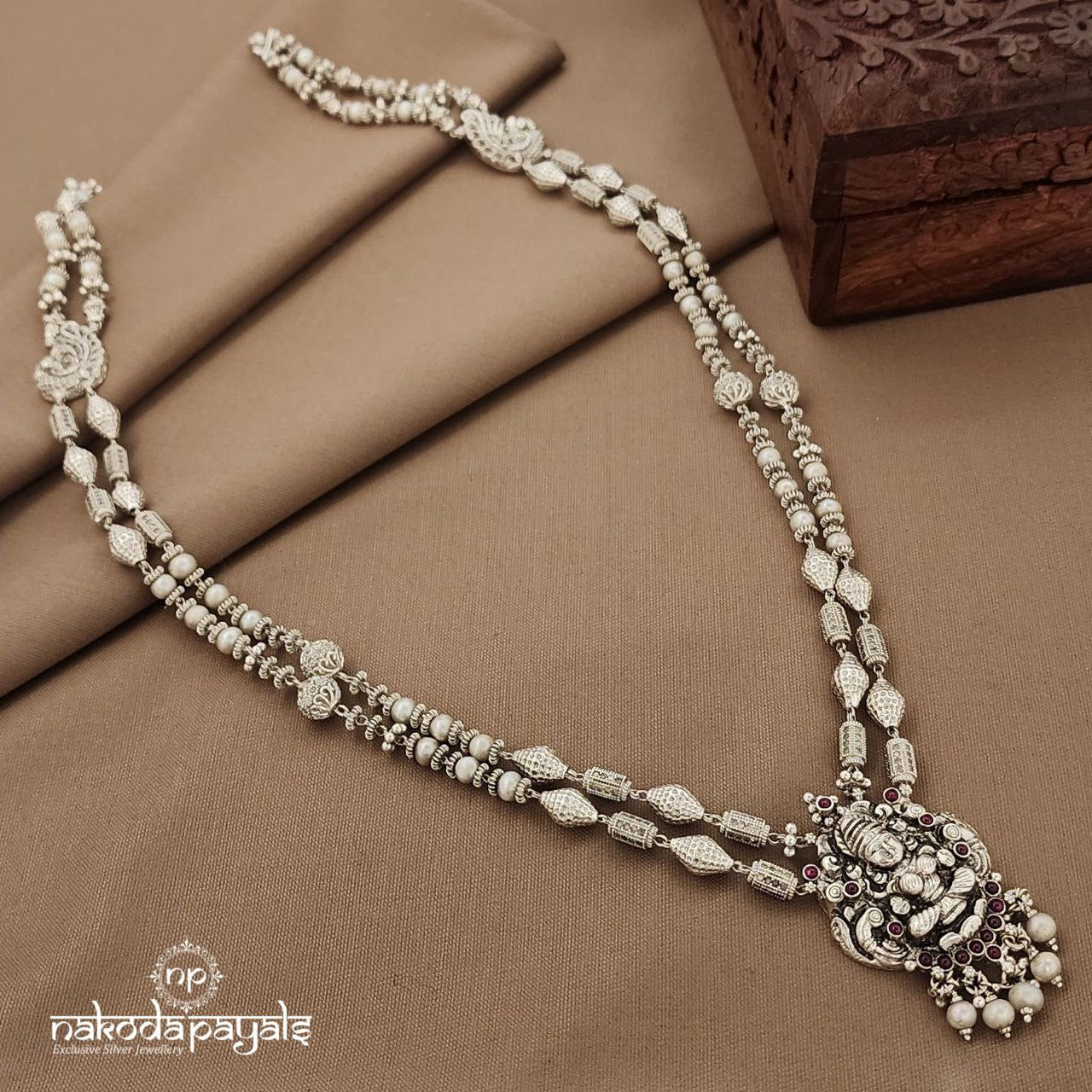 Traditional Lakshmi Neckpiece (N11465)