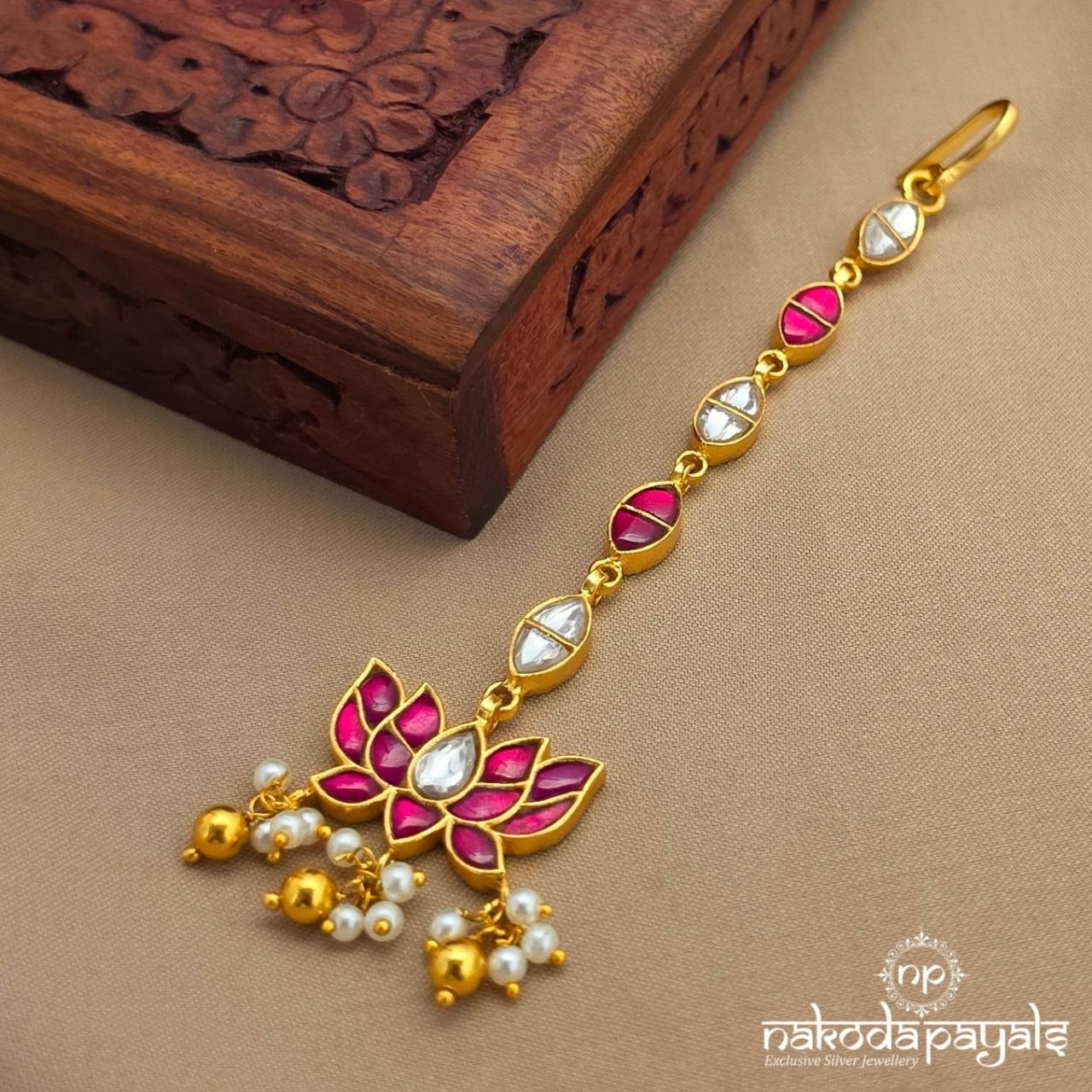 Lotus Kundan Maang Tika (Gm1221)