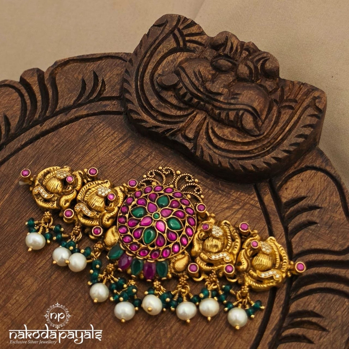 Peacock Pearled Choker (Gn11095)
