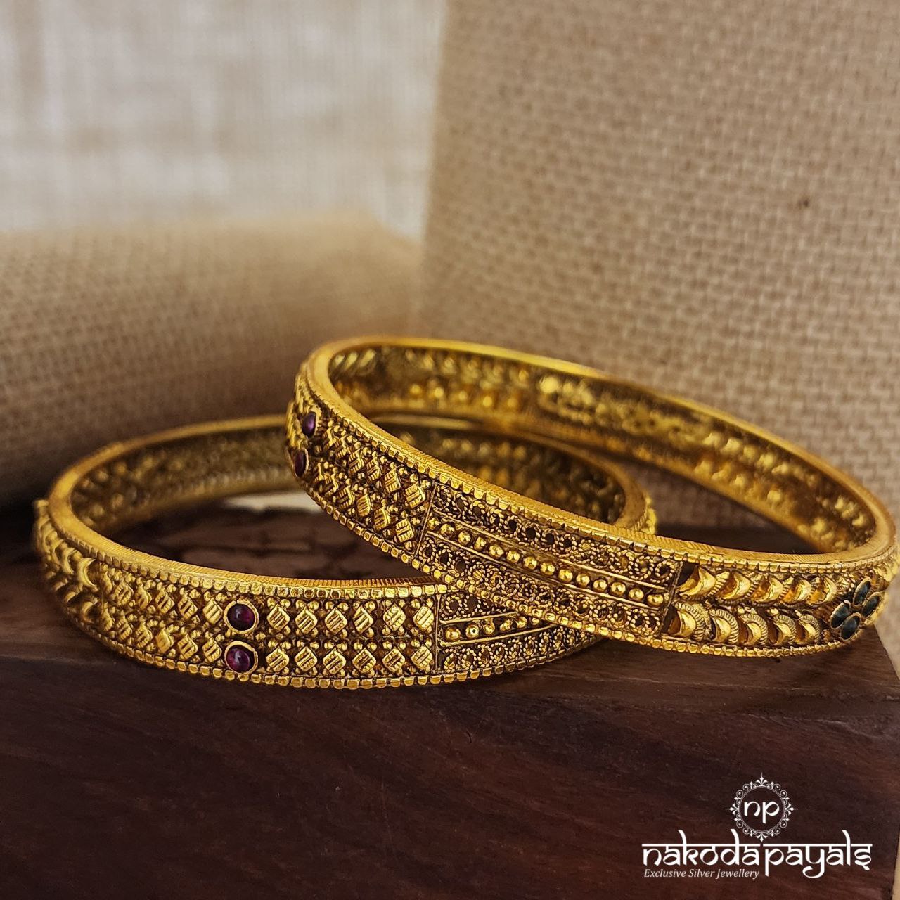 Emerald Green Bangles (Gk2782)