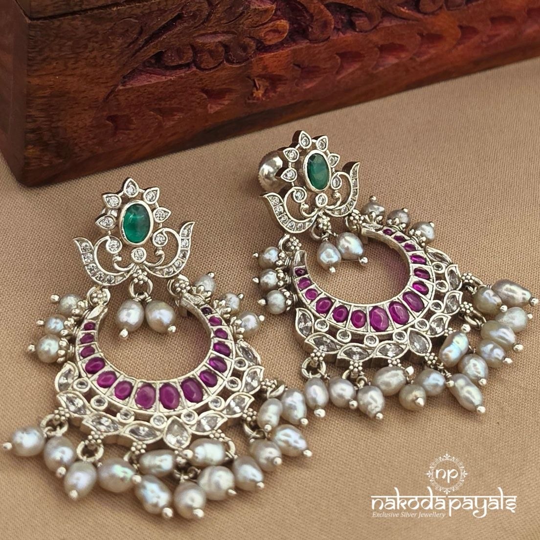 Exquisite Pearly Chandbali (C4243)