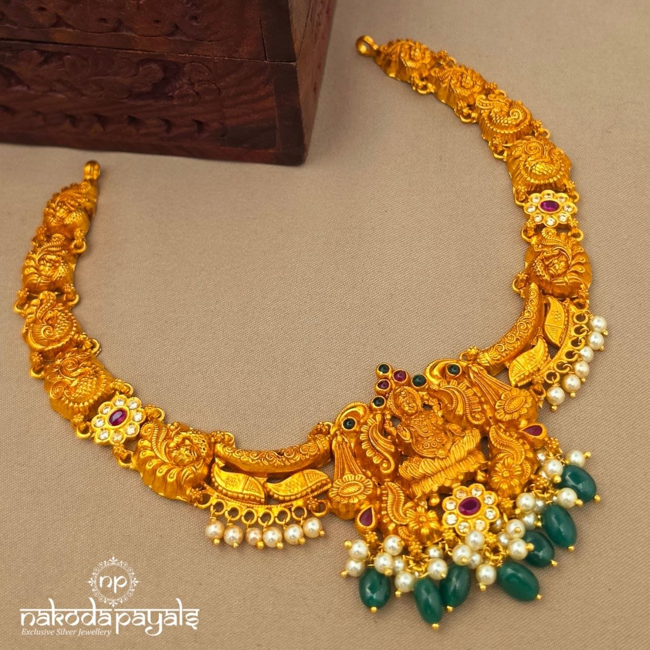Lakshmi Pearly Neckpiece (Gn10753)