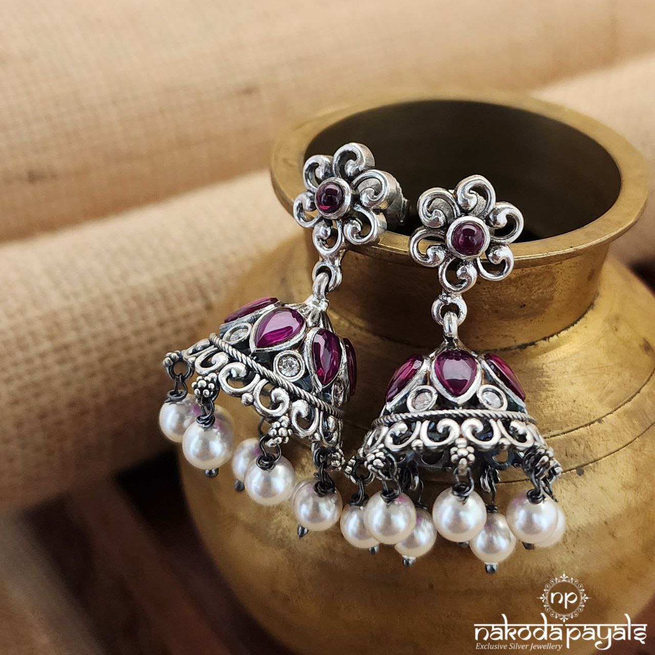 Gulabi Glow Jhumka (J8133)