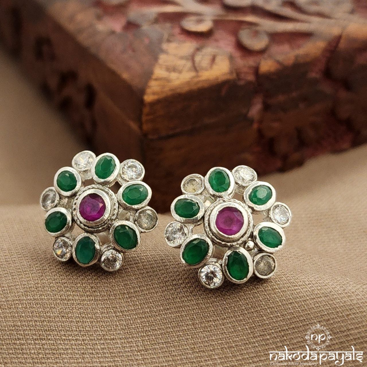 Green & White Studs (S3839)