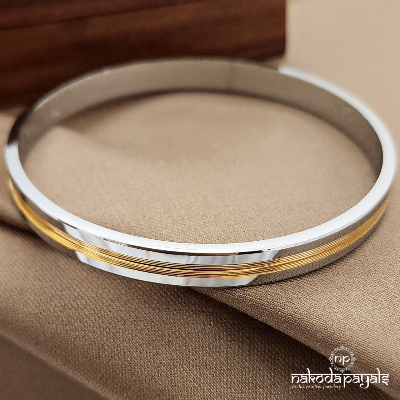 Elegant Single Men's Kada (Mc1026-29)